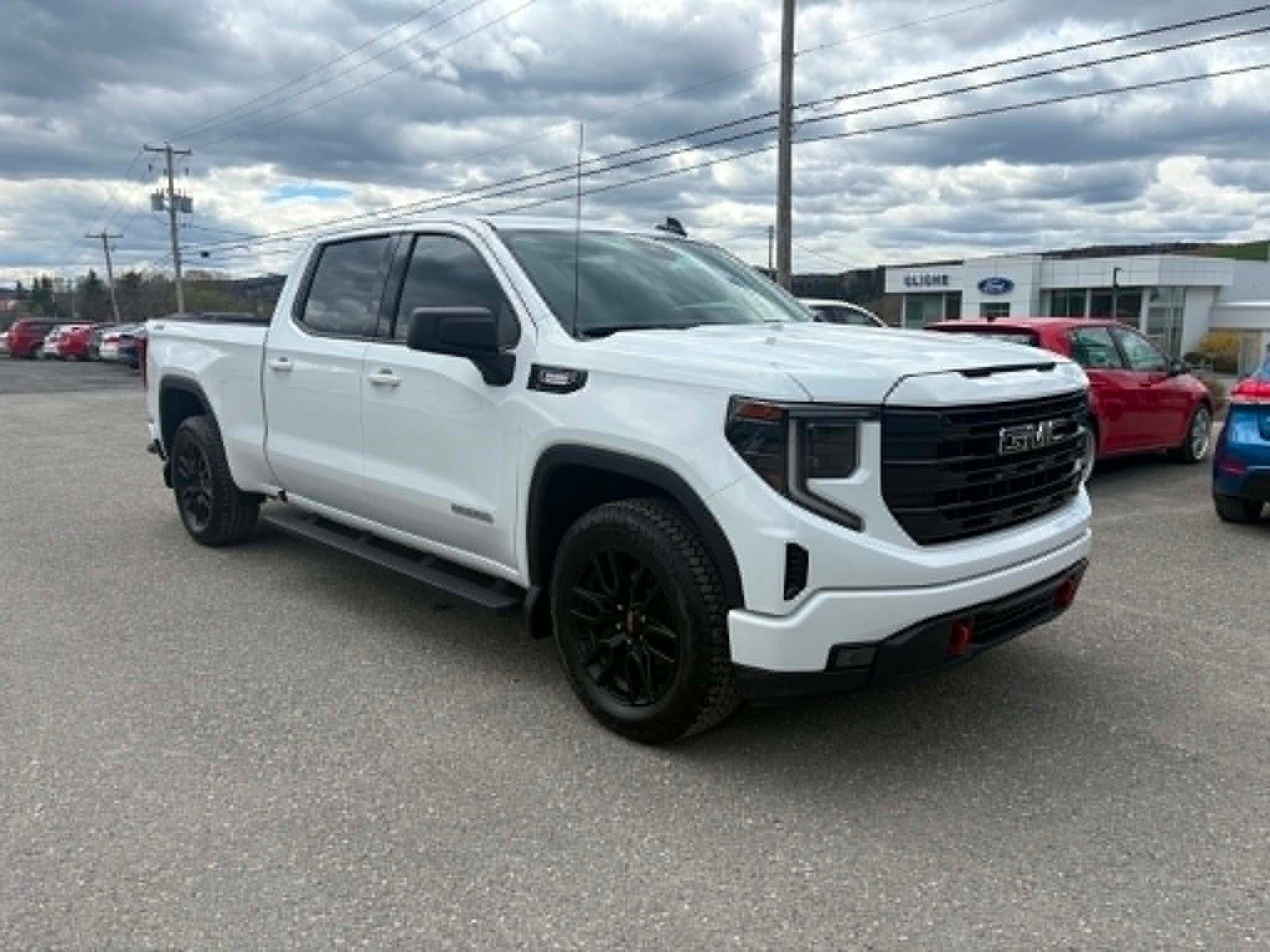 GMC Sierra 1500 2024 - Thumbnail 1