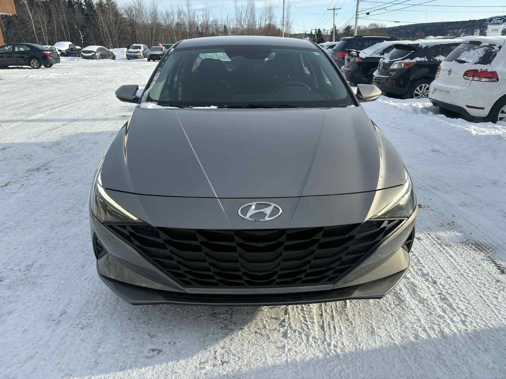 Hyundai Elantra 2023 - Thumbnail 1