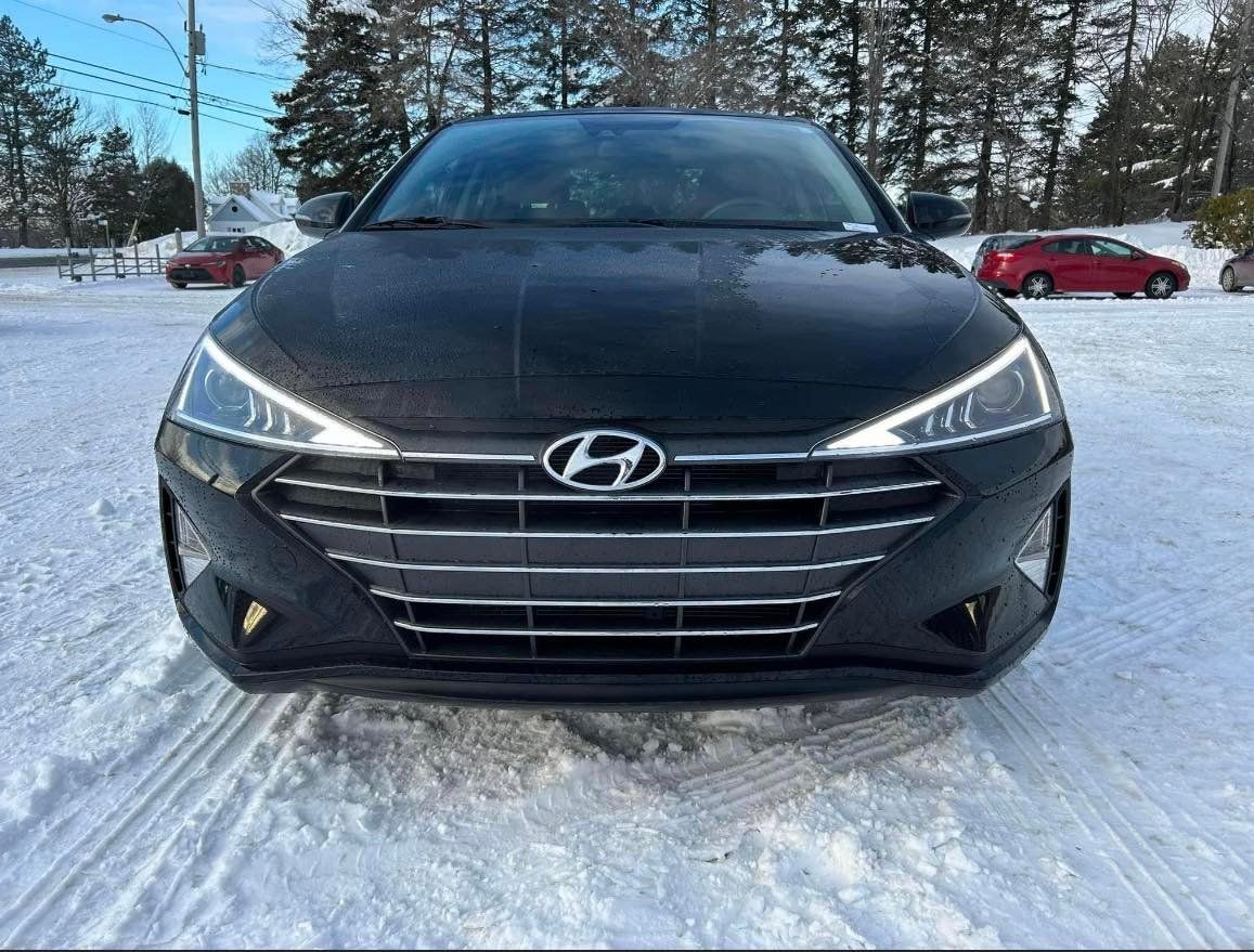 Hyundai Elantra 2020 - Thumbnail 3