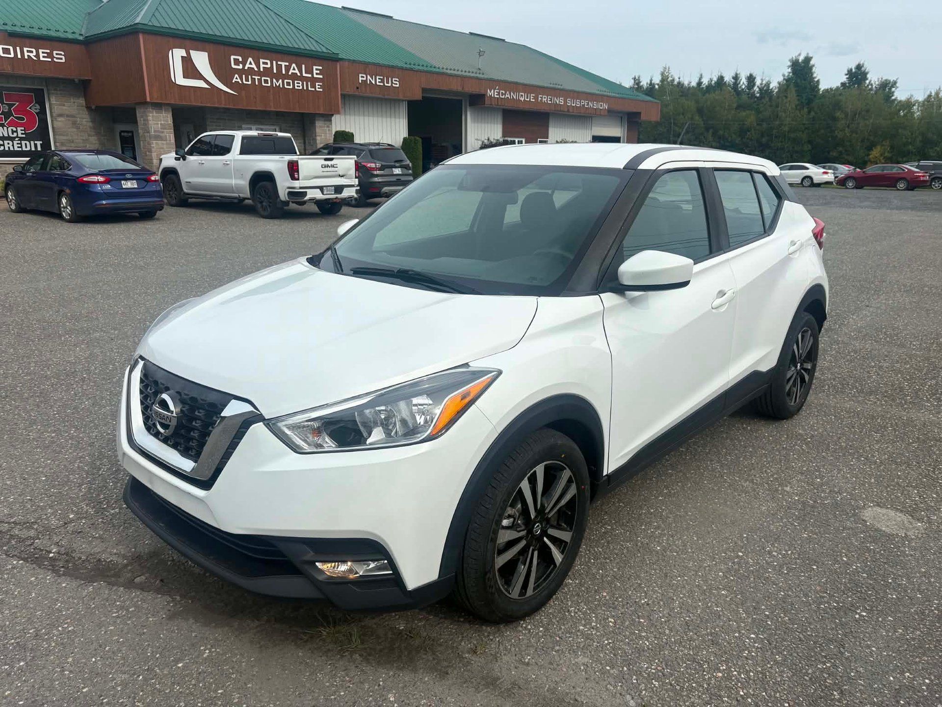 Nissan Kicks 2019 - Thumbnail 3