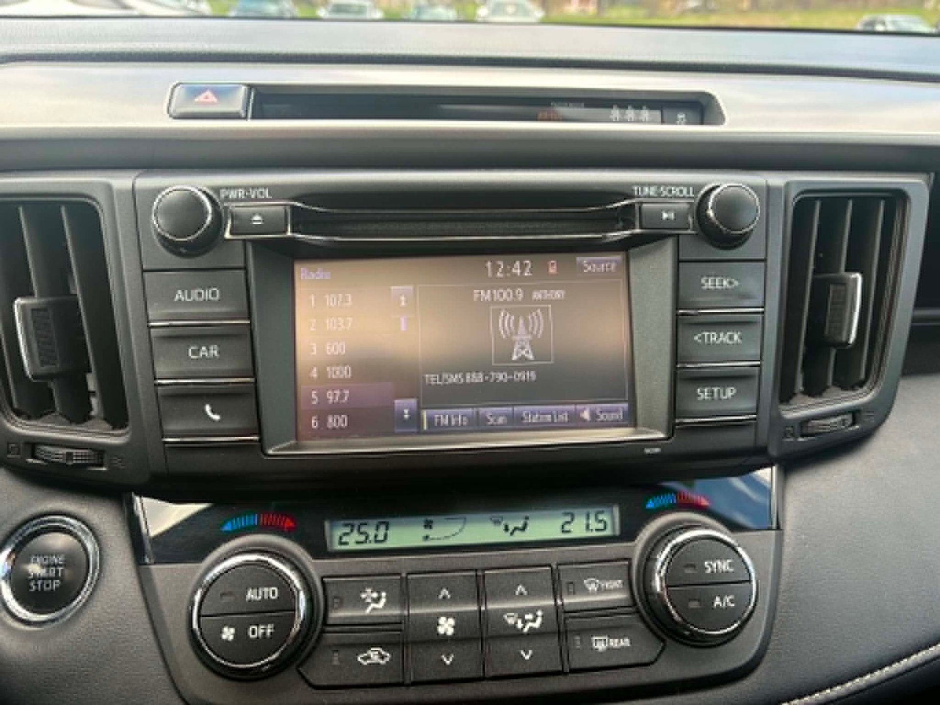Toyota RAV4 2018 - Image 6