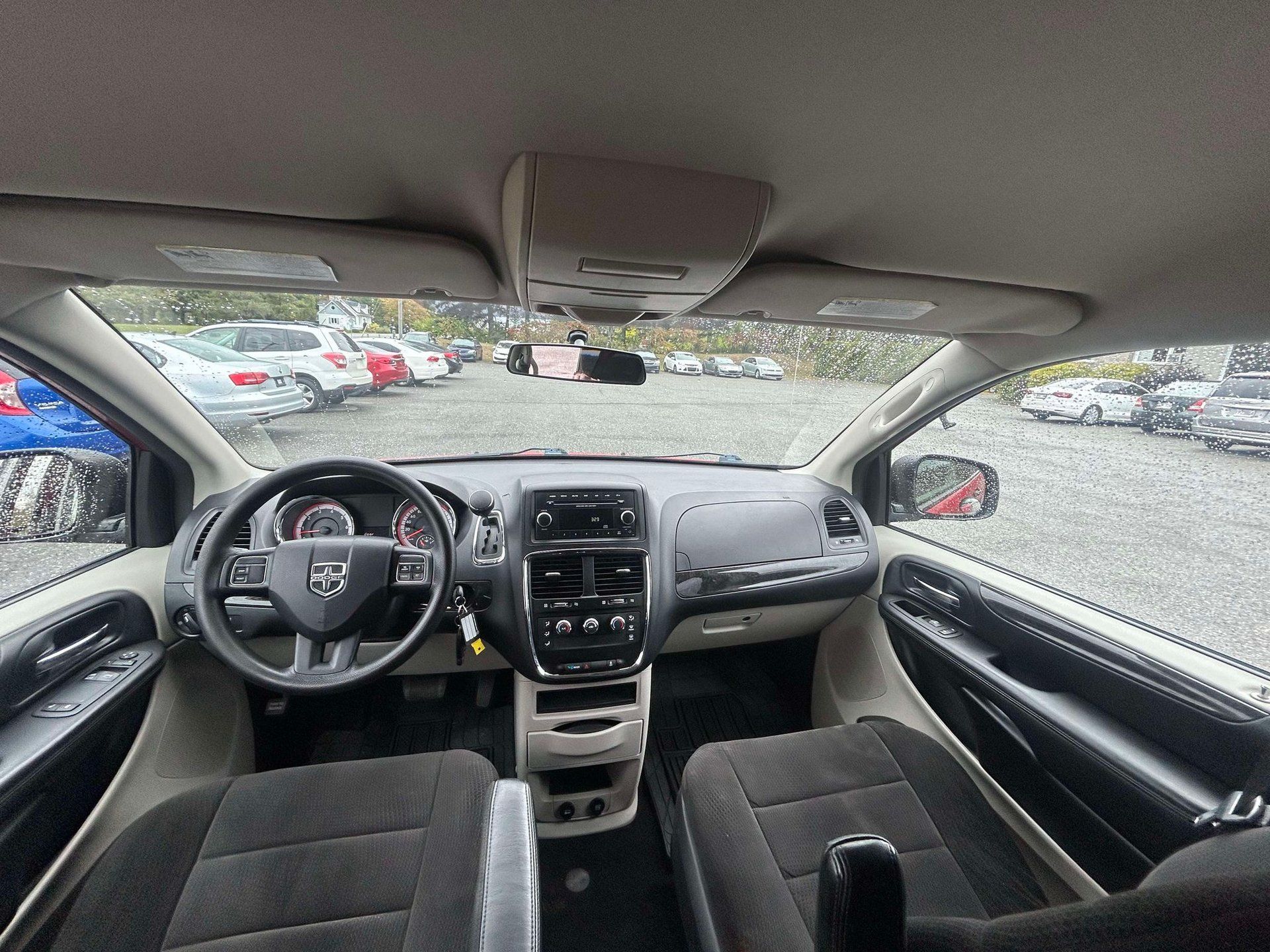 Dodge Grand Caravan 2012 - Image 4