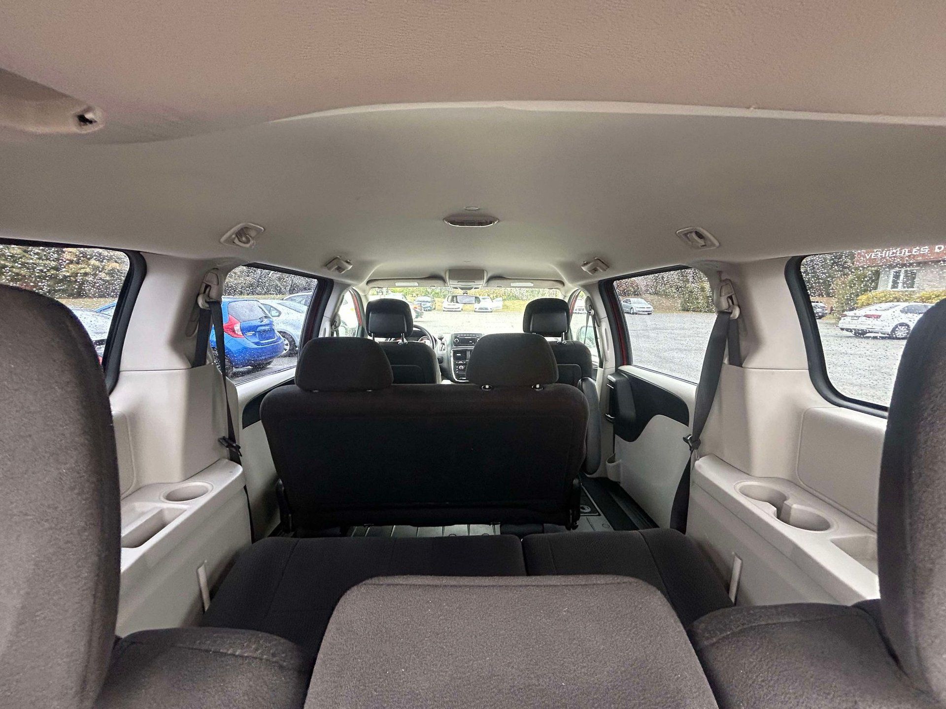 Dodge Grand Caravan 2012 - Image 7