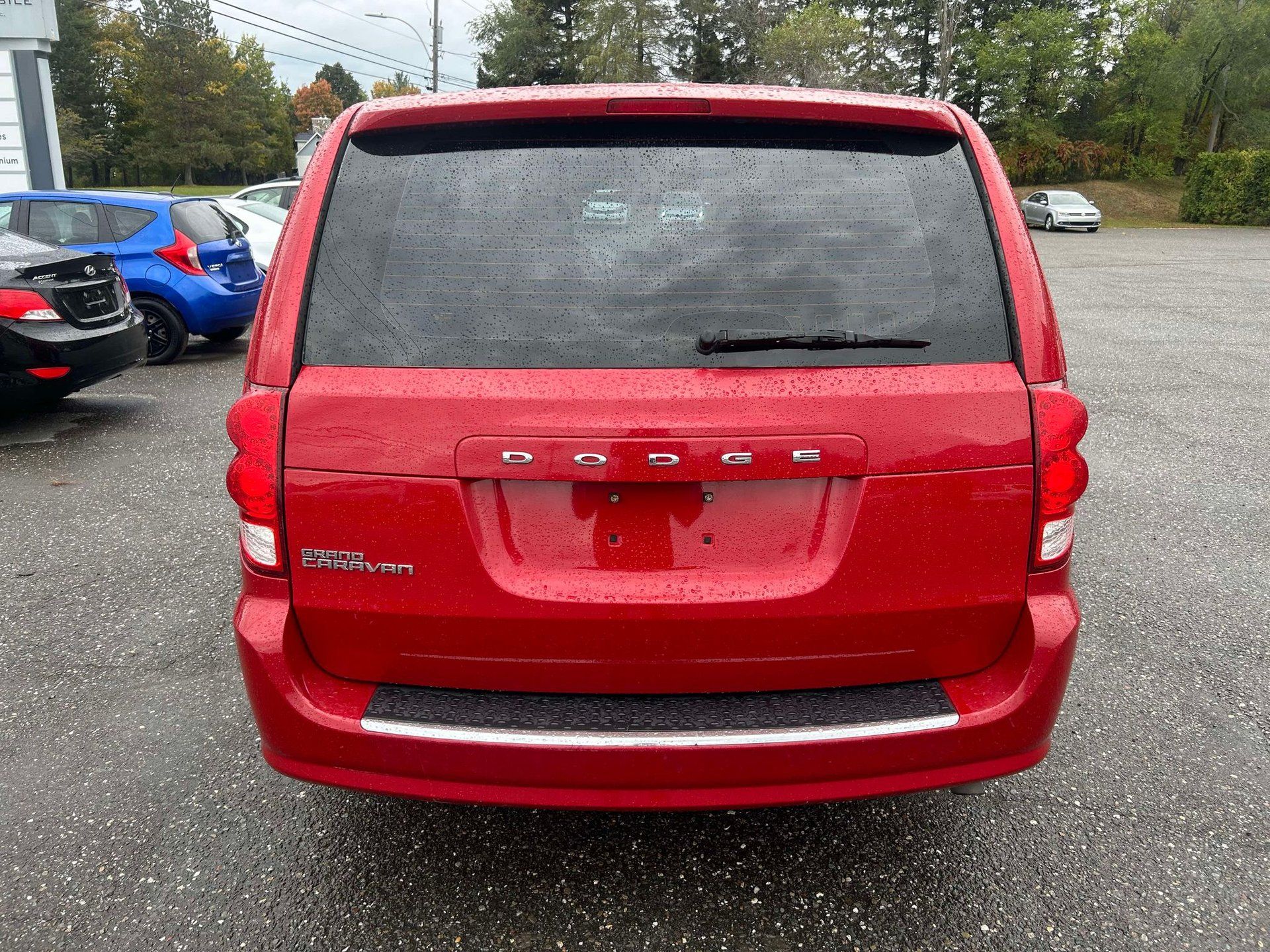 Dodge Grand Caravan 2012 - Image 3